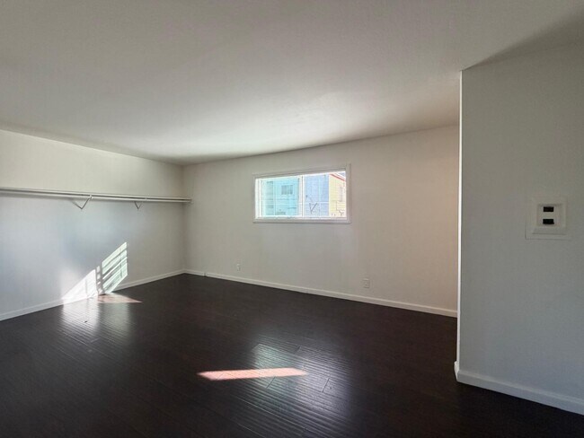 Photo - 3232 14th Ave Unidad 11