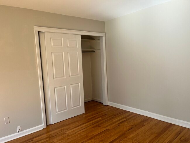 Livingroom - Carey Ave Apartments