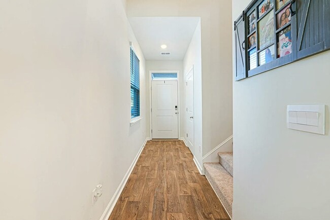 Photo - 314 Black Birch Dr