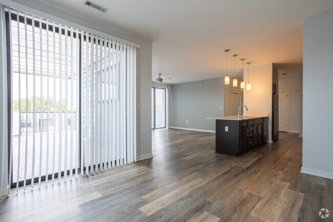 Photo - River Rock Apartments