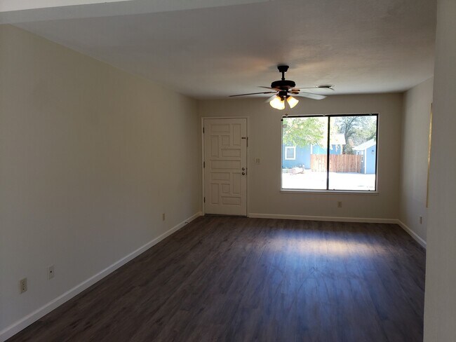 Photo - Nice, Cute and Clean!!!