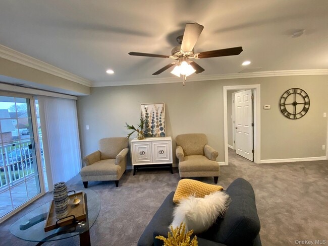 Photo - 65 Westwood Dr Unidad 100