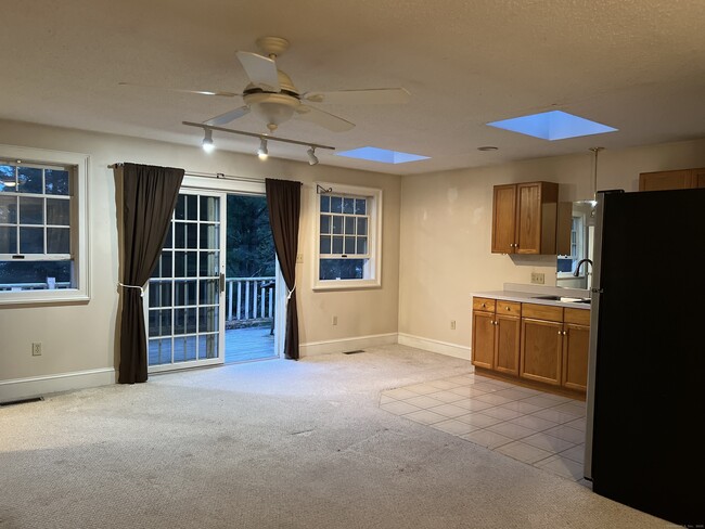 Photo - 243 Beach St