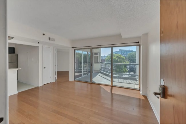 Photo - 900 19th Ave S Unit 706