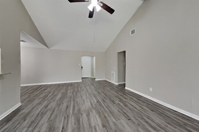 Photo - 10210 Rippling Fields Dr