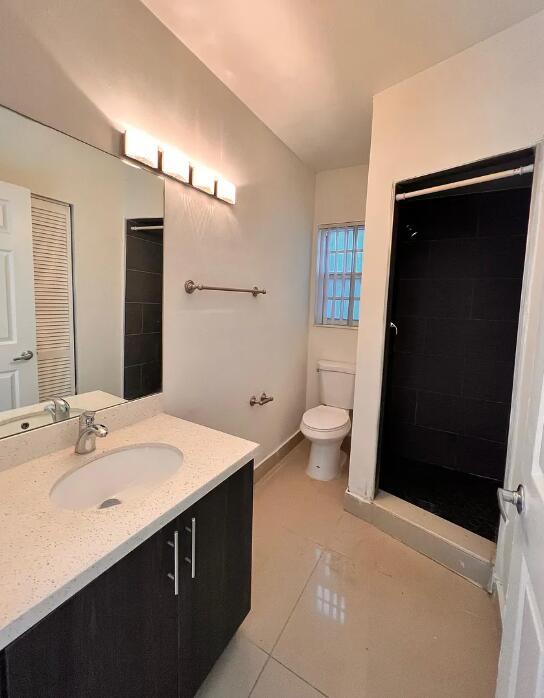 Photo - 950 Lake Wyman Rd Unit A