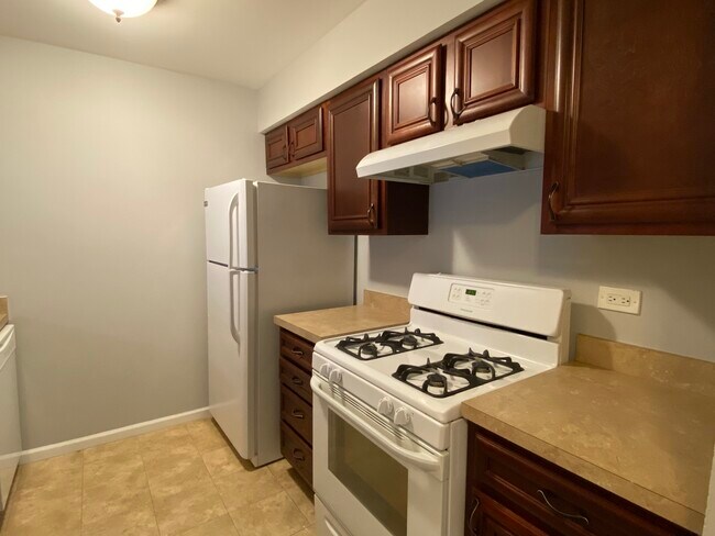 Photo - 623 Robin Ct