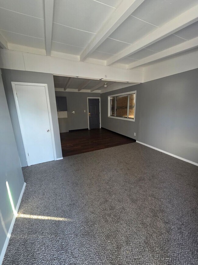 Photo - LIMITED TIME**NO APPLICATION FEE**1/2 OFF DEPOSIT**