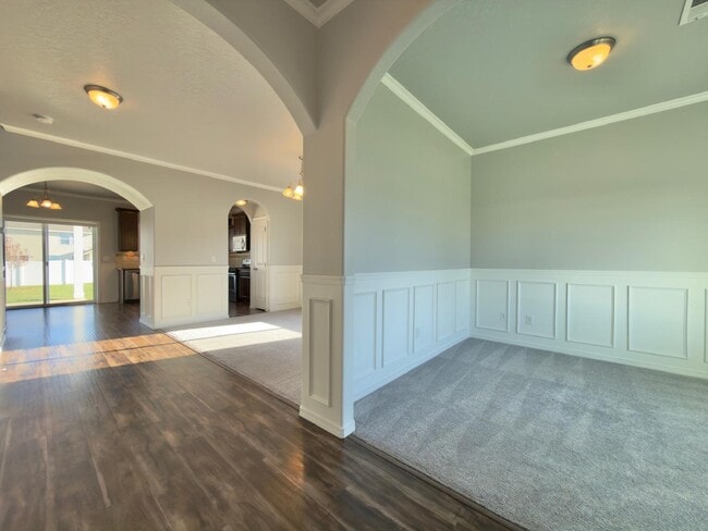 Photo - 515 S King St