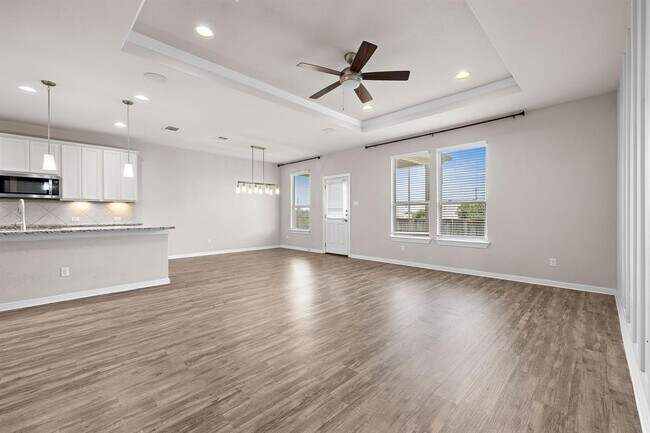 Photo - 83 Prospector Ln