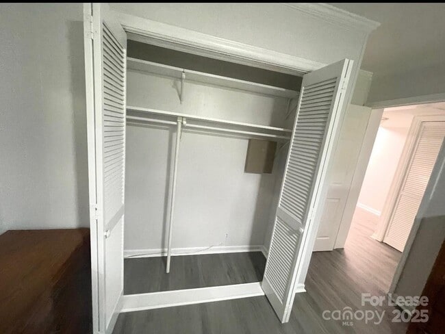 Photo - 124 Bridges Cir