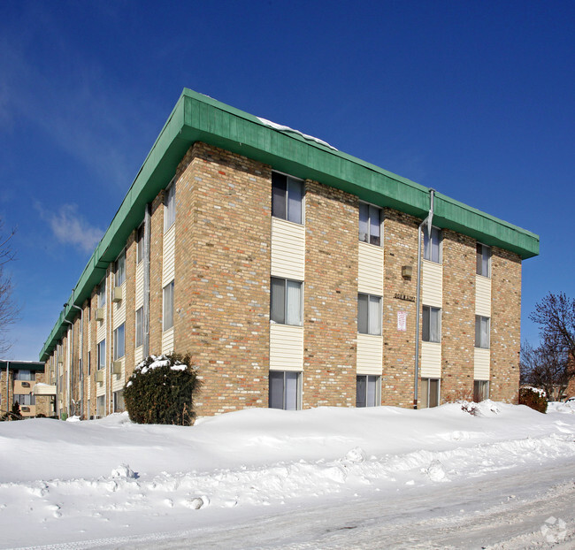 Building Photo - Woodbridge Terrace Apartments