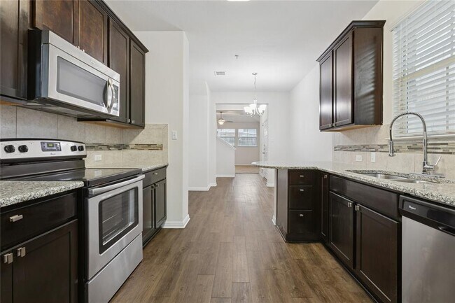 Photo - 1200 10th St