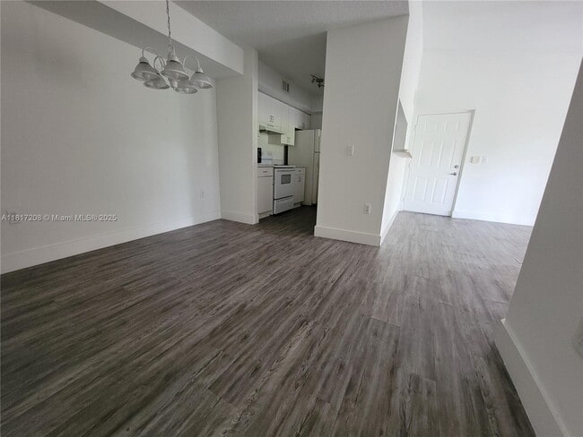 Photo - 4844 N State Rd 7 Unit 2303