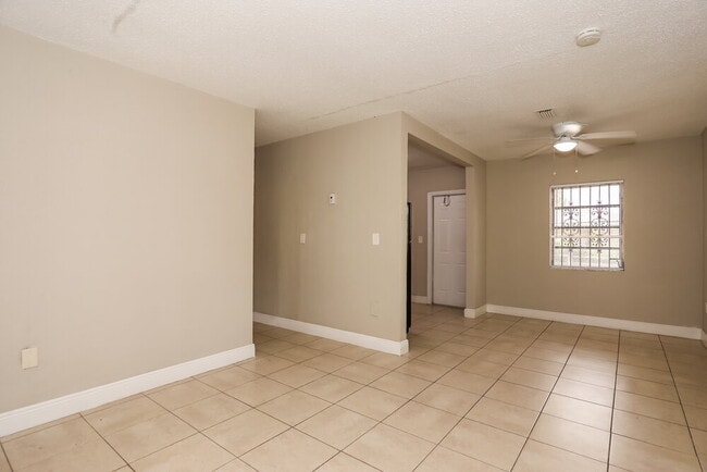 Photo - 15420 NW 27th Pl