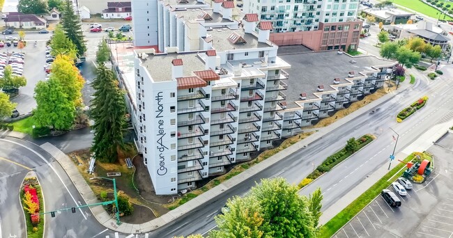 Furnished condo with a view of the lake an... - Furnished condo with a view of the lake an...