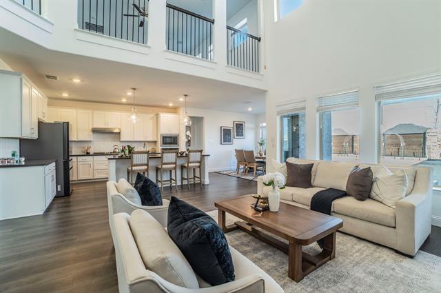 Photo - 1404 Huckleberry St