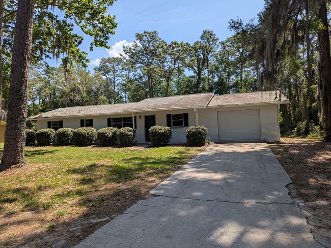 Crystal River 3/2/1 located near US 19 and... - Crystal River 3/2/1 located near US 19 and... House