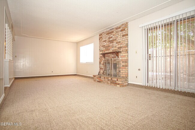 Photo - 10521 Gala St