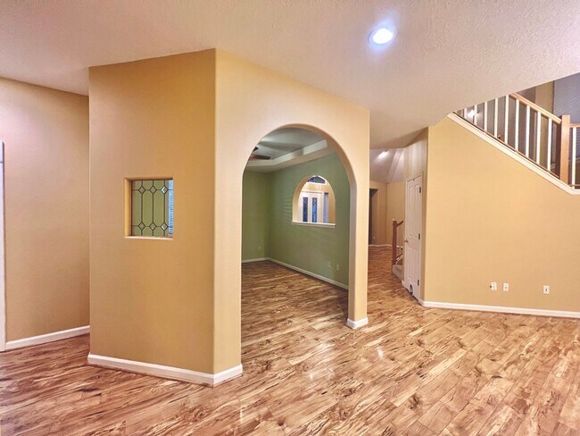 Photo - SANDY STUNNER!! LARGE HOME LOADED WITH CHARM!