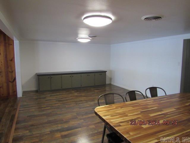 Photo - 215 Adams Lake Rd