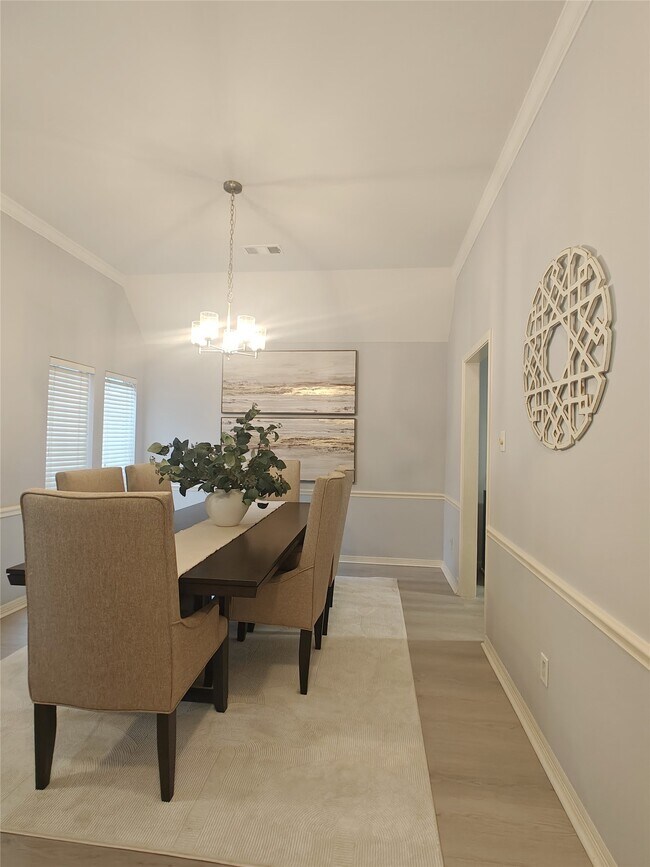 Photo - 3810 Paigewood Dr