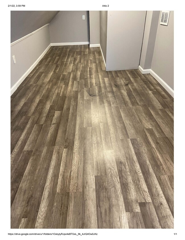 Building Photo - 86 4th St Unit Second Floor