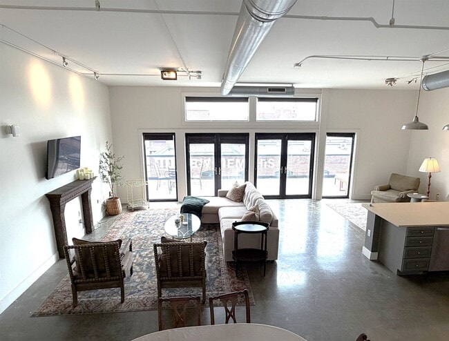 Building Photo - 505 Tennessee St Unit RG6