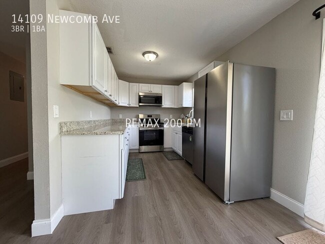 Photo - 14109 Newcomb Ave