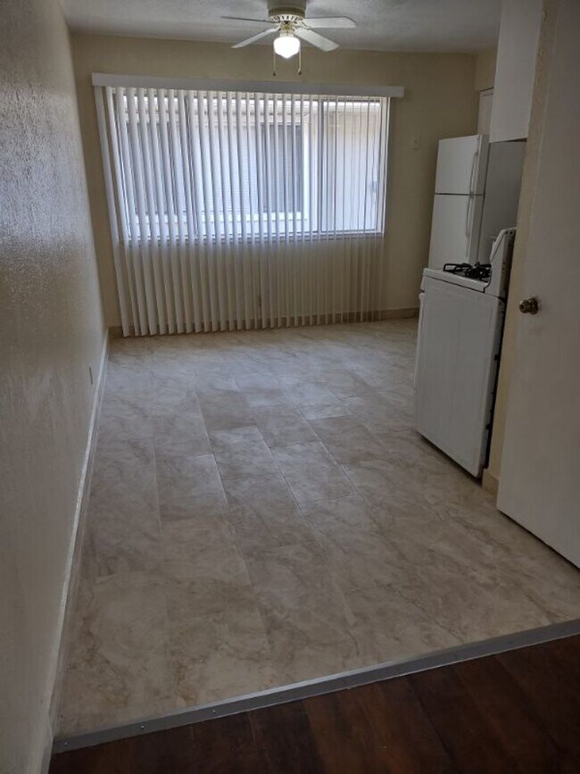 Photo - Refurbished 2bd Apartment in 4-Plex Building Unit 3