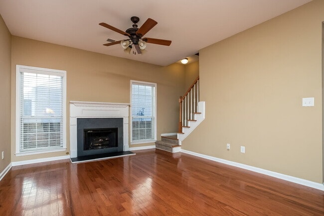 Photo - 50 Cottage Ln