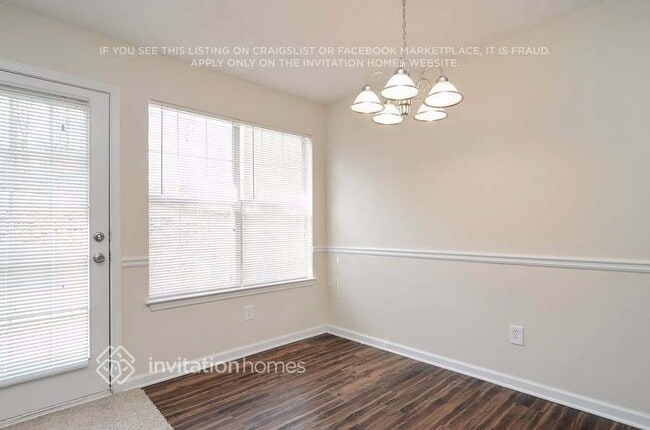 Photo - 230 Riverbrooke Trail