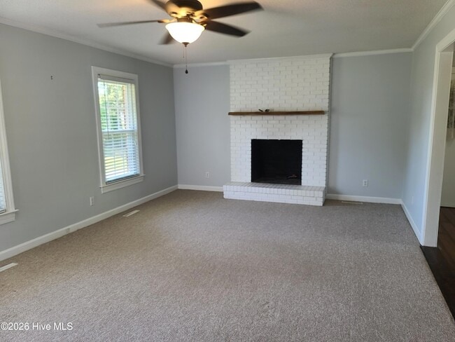 Photo - 1932 Hullwood Dr
