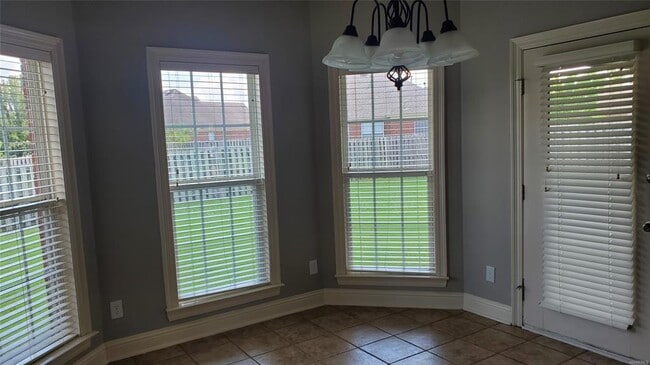 Photo - 9765 Helmsley Cir