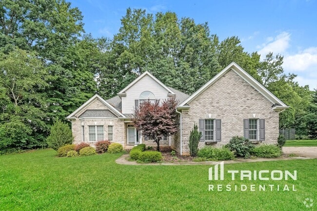 Building Photo - 1585 Deer Run Ct Rental