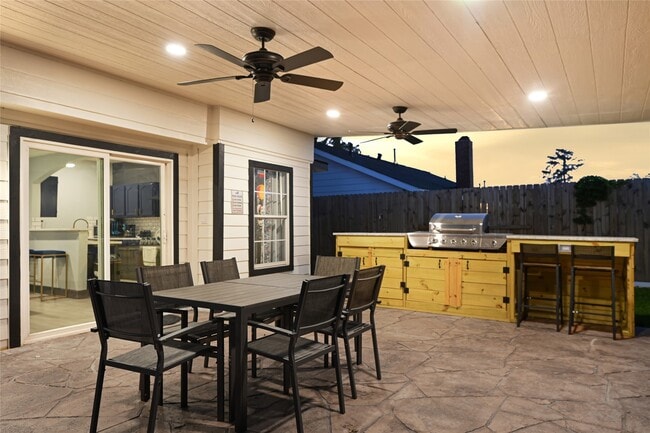 Photo - 12115 Wood Forest Dr
