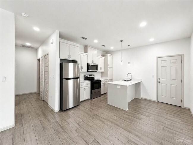 17 N 58th St Unit 1