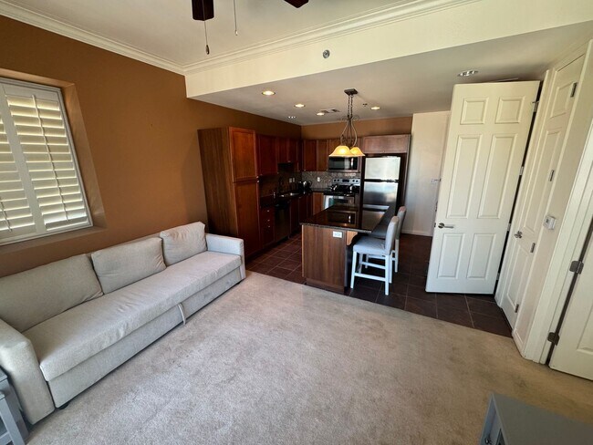 Photo - Luxurious condo offers an unparalleled res...