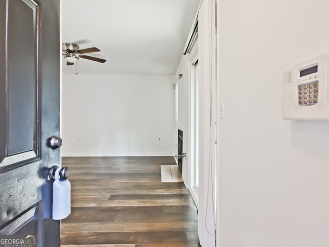 Photo - 632 Granville Ct