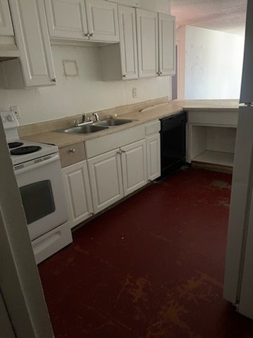 Photo - 300 Charleston St NE Unit 1