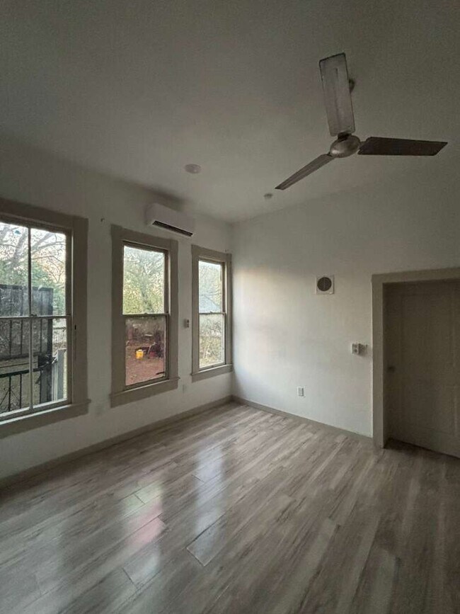 Photo - 2004 Monterey St Unit 2