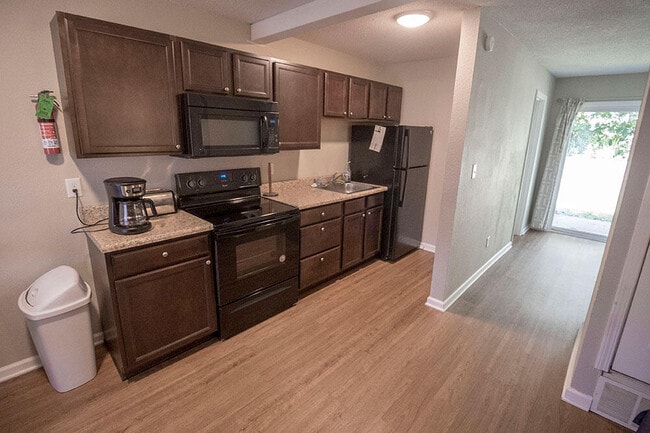 Photo - 105 N Garth Ave Unidad 26