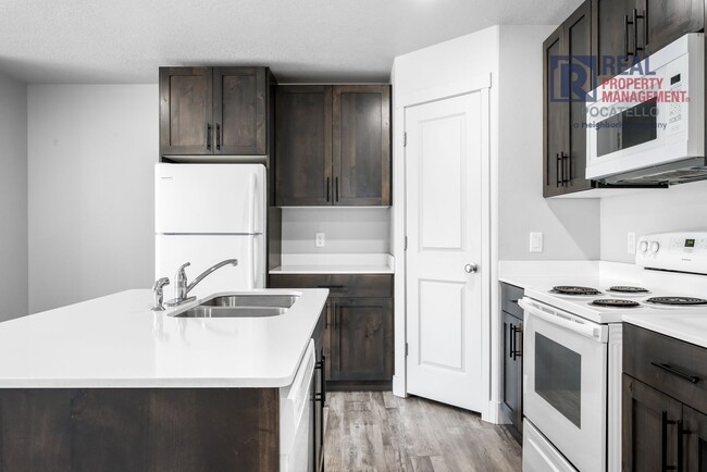 Photo - 1813 W Quinn Rd Unit #D