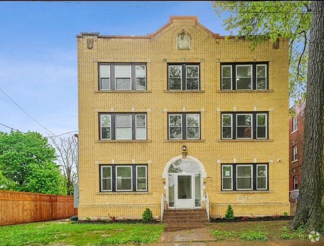 Building Photo - 208-210 Magnolia Street Rental
