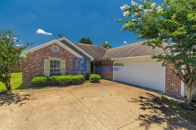 Photo - 3 Bed/2 Bath Home in Pearl