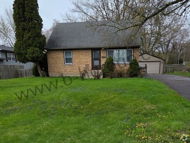 Building Photo - Amazing Location! Rental