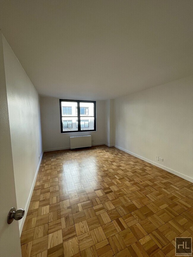 EAST 49 STREET