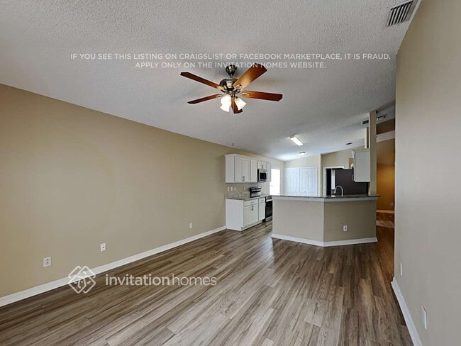 Photo - 2115 Bayhill Dr