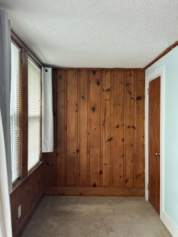 Photo - 705 1/2 Michaelmas Avenue - 1