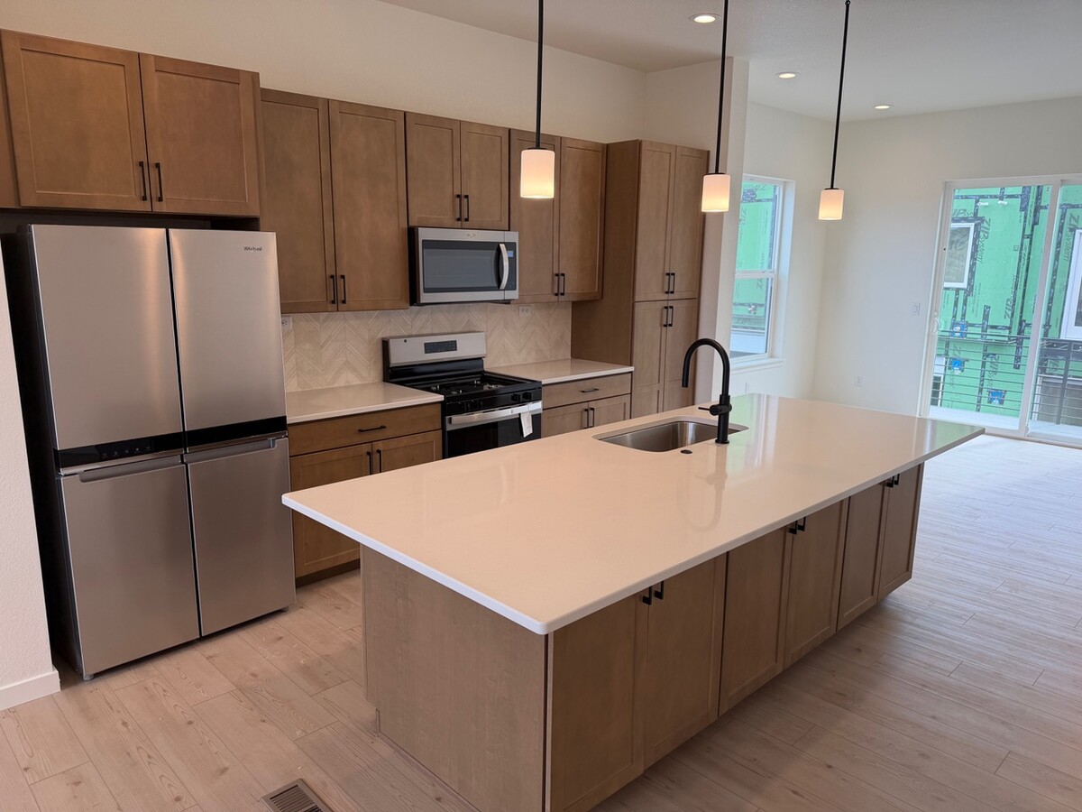 Photo - 4050 Ascend Grv